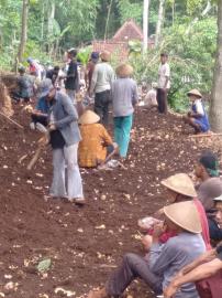 Swadaya masyarakat dalam Pembangunan Jalan Lingkar Selatan di Padukuhan Sendang Desa Dadapayu